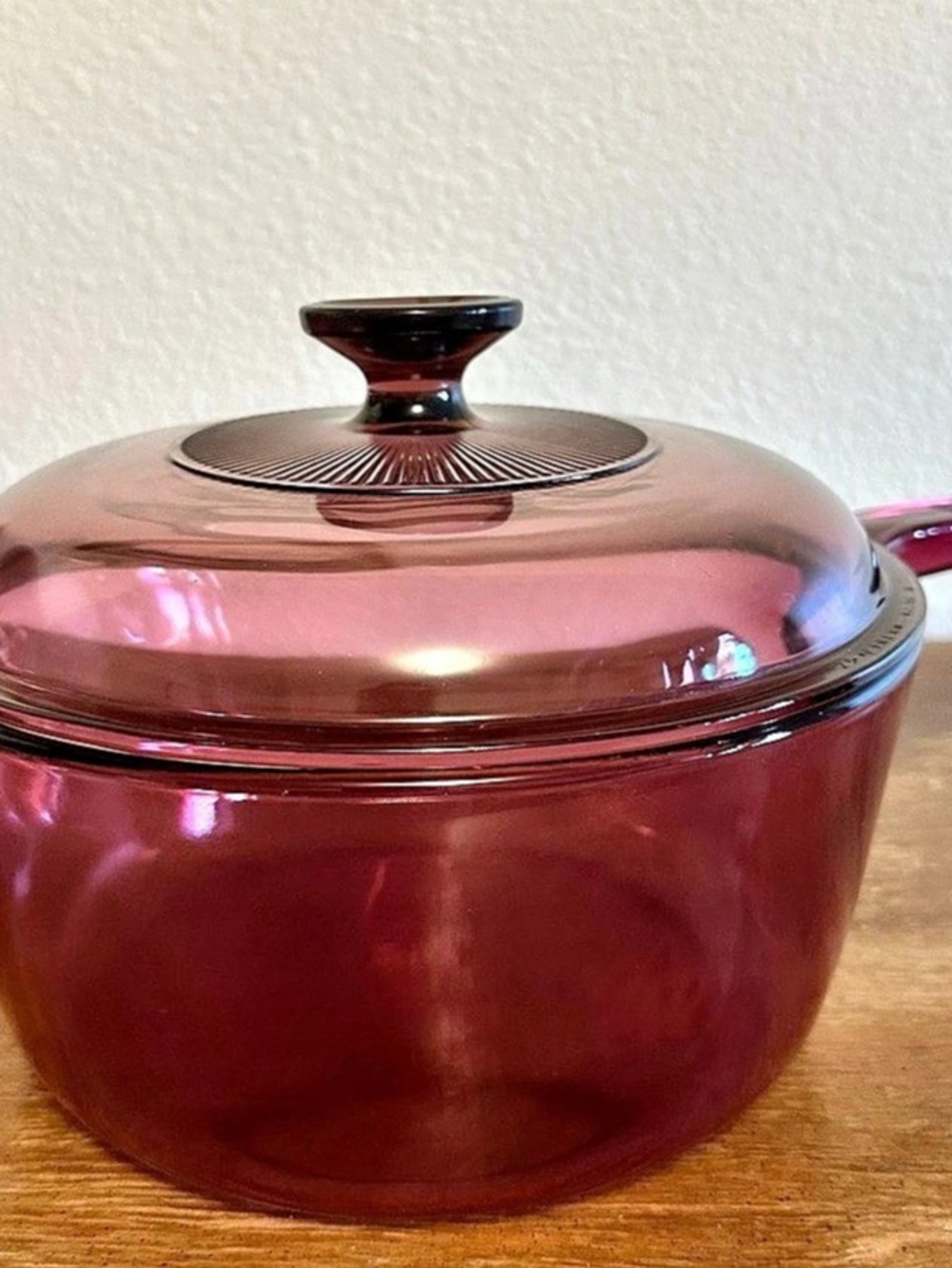 Corning Visions Cranberry 2.5L Purple Glass Saucepan Pot w/ Lid